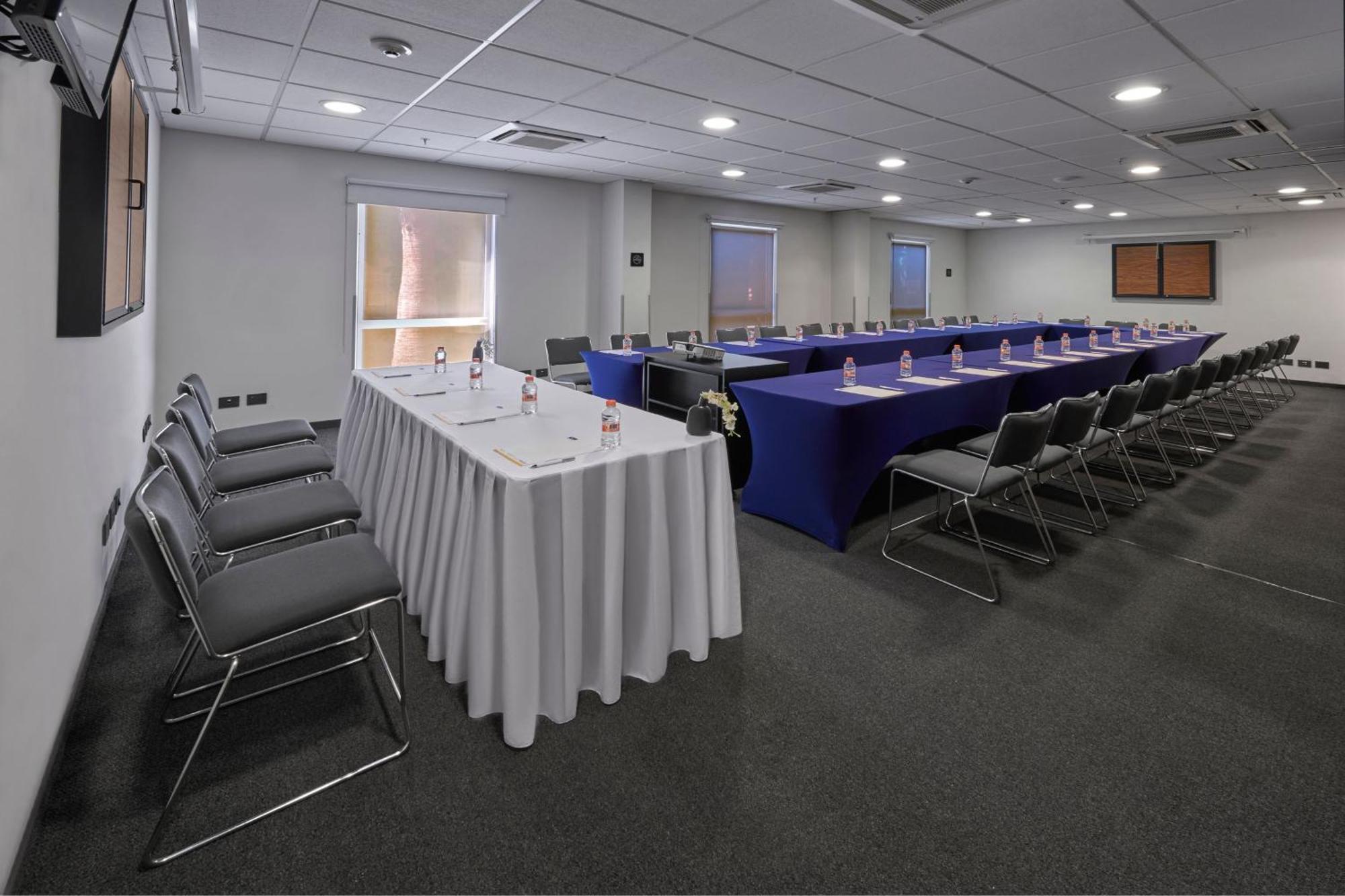 City Express By Marriott Queretaro Jurica Екстериор снимка