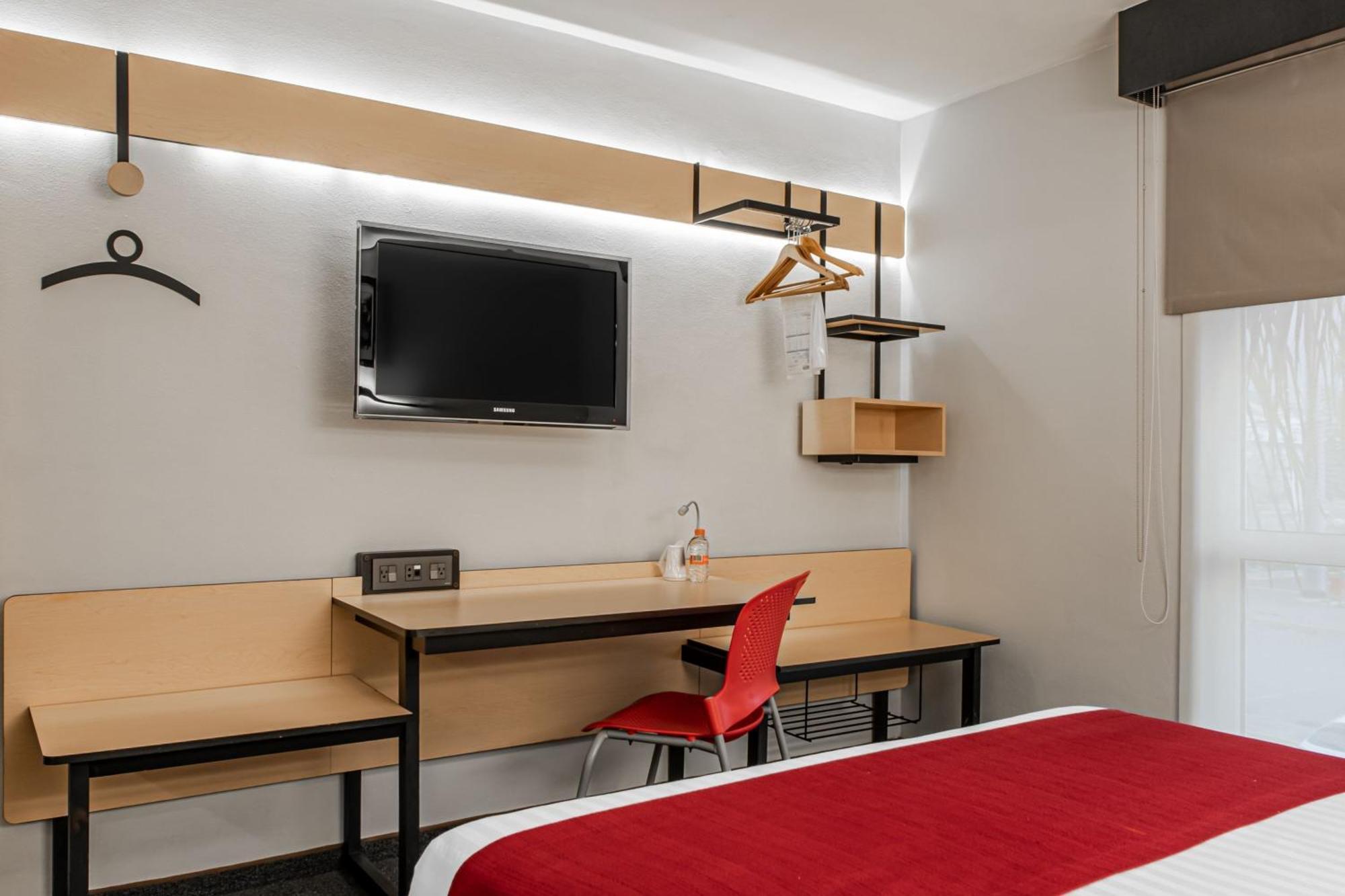 City Express By Marriott Queretaro Jurica Екстериор снимка