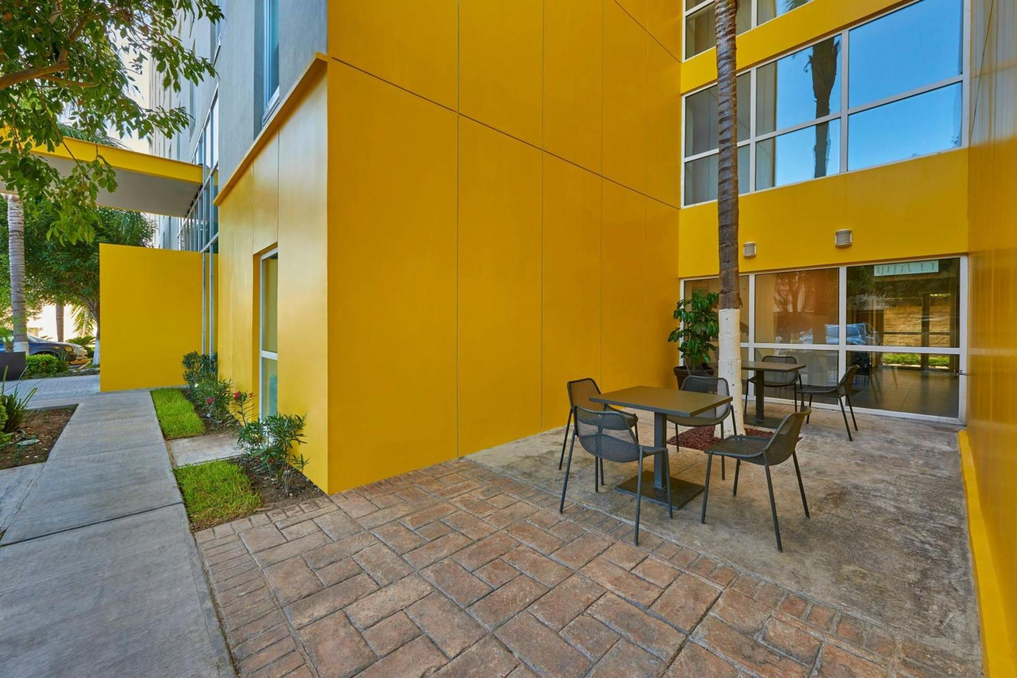 City Express By Marriott Queretaro Jurica Екстериор снимка